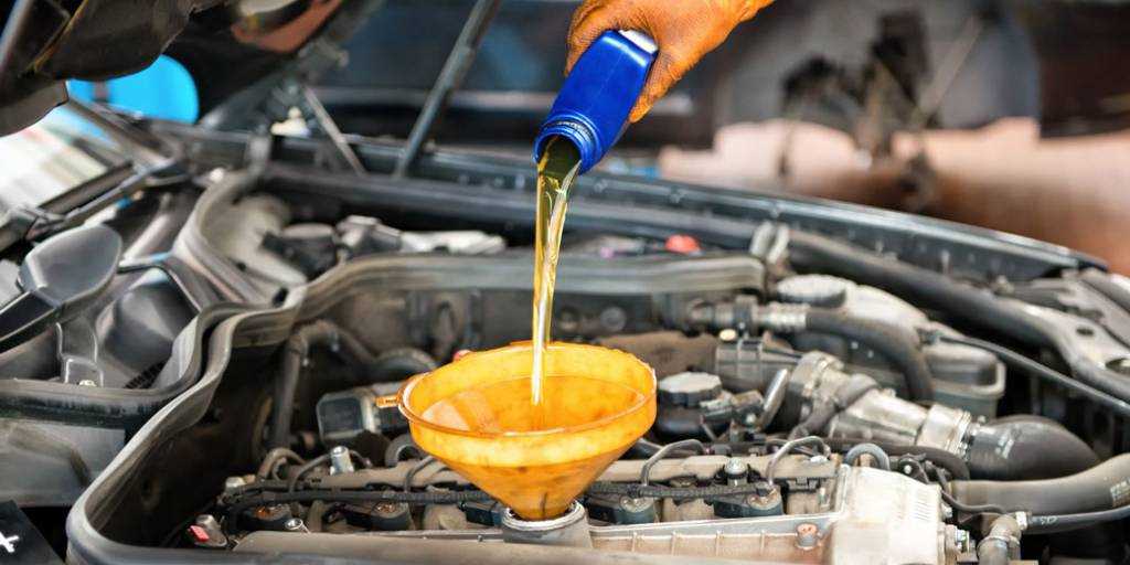 Специалисты рассказали, какое машинное масло может «убить» двигатель |  ТАРАНТАС НЬЮС