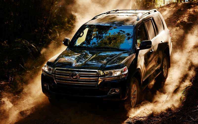 Toyota Land Cruiser уходит в 2021-м. Но не из России