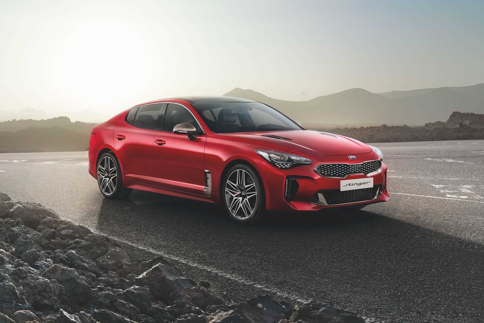 Новый Kia Stinger выйдет на европейский рынок только с двигателем V6 -  PNZdrive