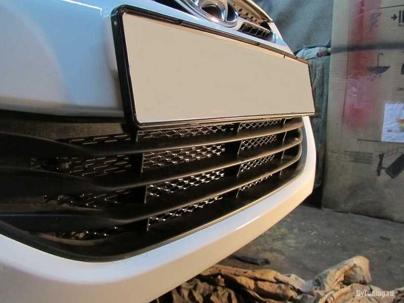7. Защитная сетка в бампер + рамка гос. номера — Hyundai Elantra, 1.6 л.,  2012 года на DRIVE2