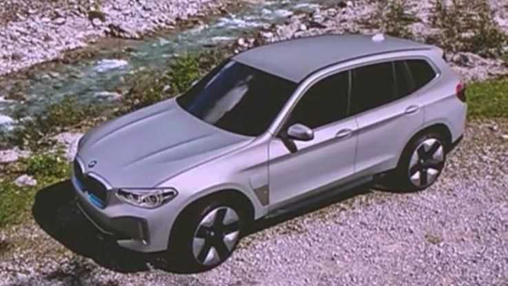 Голова BMW поділився фото нового електричного кросовера iX3