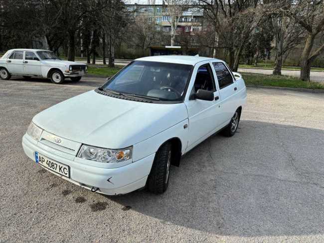 Продаж авто ВАЗ Lada 2110 2001 р. Бензин  ціна $ 1750 у м. Запоріжжя