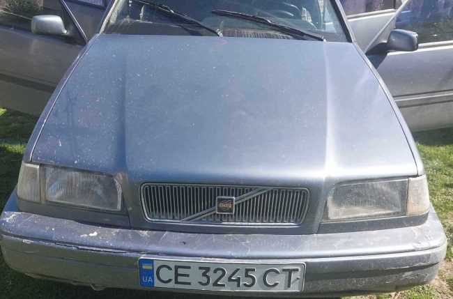 Продаж авто Volvo 460 1994 р. Бензин  ціна $ 1200 у м. Кельменці