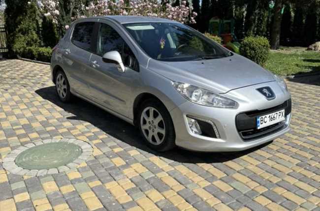 Продаж авто Peugeot 308 2012 р. Дизель  ціна $ 7400 у м. Львів