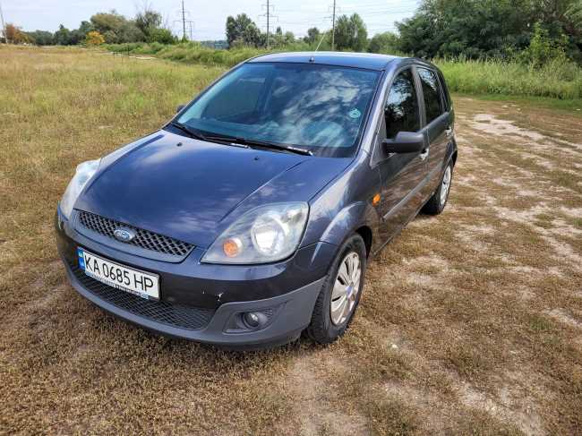 Продаж авто Ford Fiesta 2008 р. Бензин  ціна $ 4300 у м. Київ
