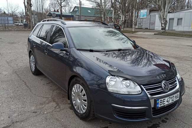 Продаж авто Volkswagen Golf 2008 р. Бензин  ціна $ 6800 у м. Миколаїв