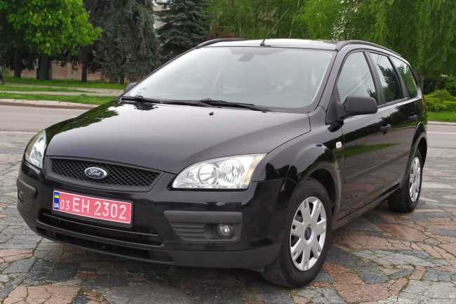 Car Selling Ford Focus 2005 y. Petrol  price $ 5800.00 in Kremenchuk