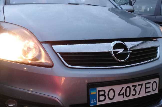 Продаж авто Opel Zafira 2007 р. Дизель  ціна $ 5350 у м. Львів