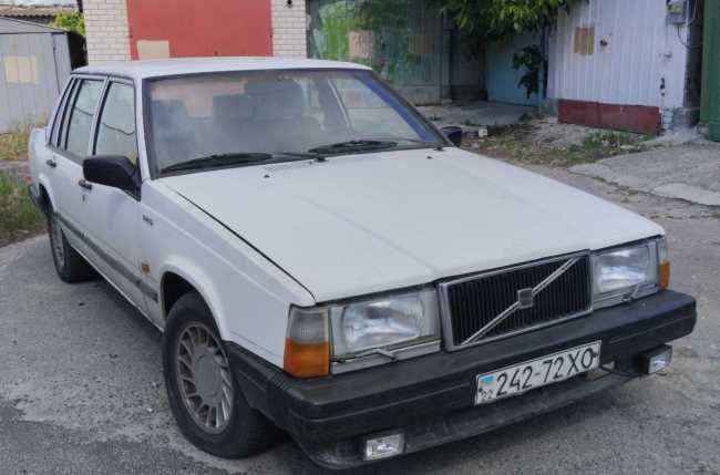 Volvo 740