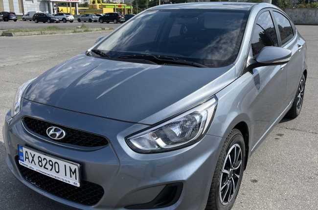 Hyundai Accent