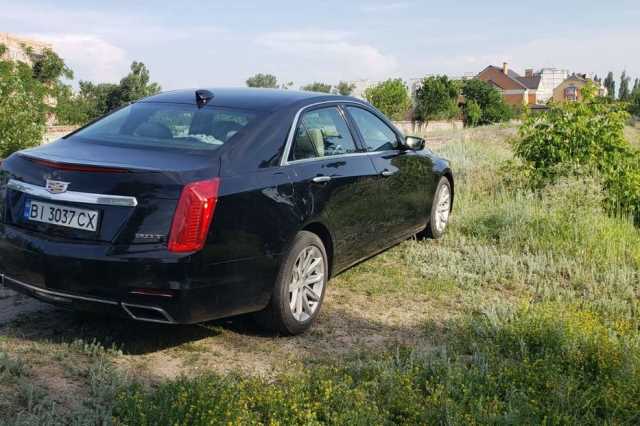 Продаж авто Cadillac CTS 2020 р. Бензин  ціна $ 21000 у м. Кременчук