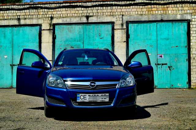 Продаж авто Opel Astra 2010 р. Дизель  ціна $ 7200 у м. Чернівці