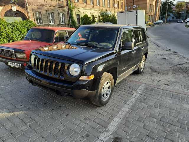 Продаж авто Jeep Patriot 2013 р. Бензин  ціна $ 8500 у м. Дніпро