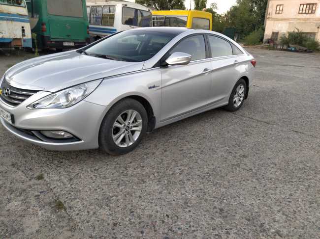 Hyundai Sonata