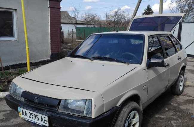 Продаж авто ВАЗ Lada 2109 1988 р. Газ/Бензин  ціна $ 1700 у м. Гадяч
