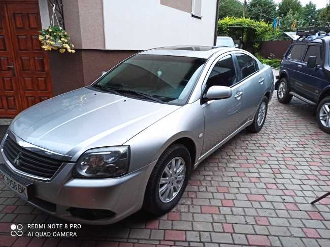 Mitsubishi Galant