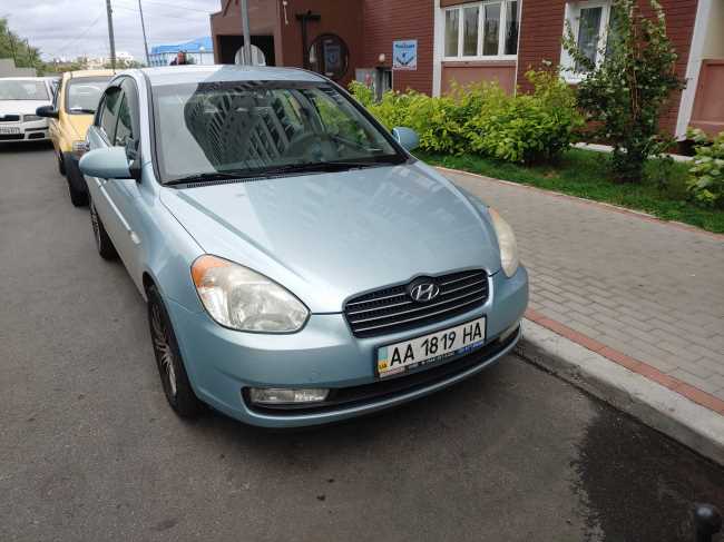 Hyundai Accent