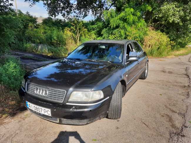 Продаж авто Audi A8 1999 р. Газ/Бензин  ціна $ 4500 у м. Кагарлик