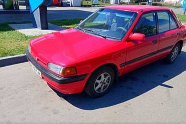 Mazda 323