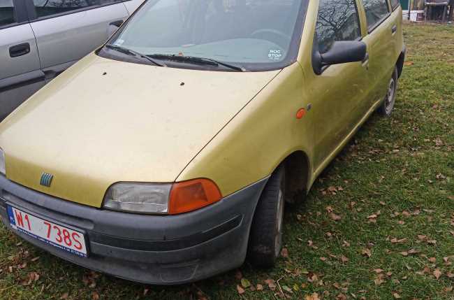 Продаж авто Fiat Punto 1995 р. Бензин  ціна $ 550 у м. Камінь-Каширський