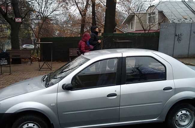 Продаж авто Dacia Logan 2006 р. Газ/Бензин  ціна $ 3300 у м. Чернівці
