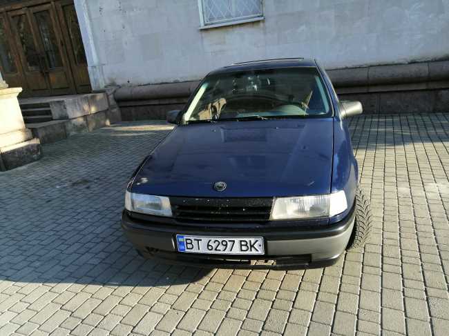 Продаж авто Opel Vectra 1991 р. Газ/Бензин 1598 ціна $ 2600 у м. Херсон