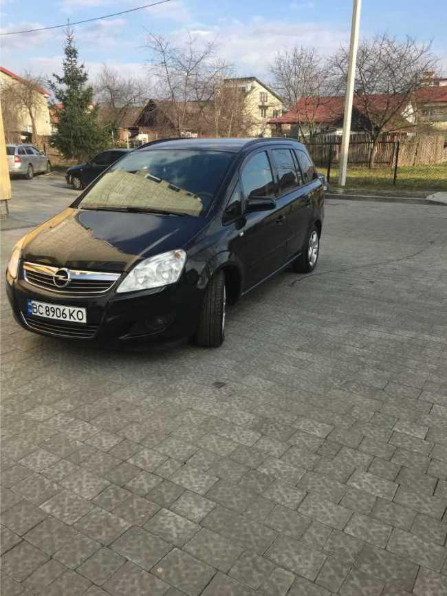Продаж авто Opel Zafira 2008 р.   ціна $ 6900 у м. Львів
