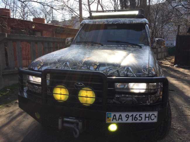 Car Selling Toyota Land Cruiser 1997 y. Gas/Petrol 45 price Contract in Odessa