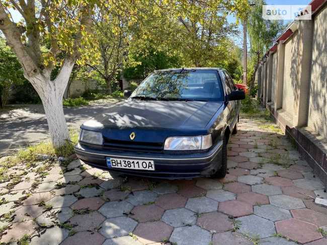 Renault 21