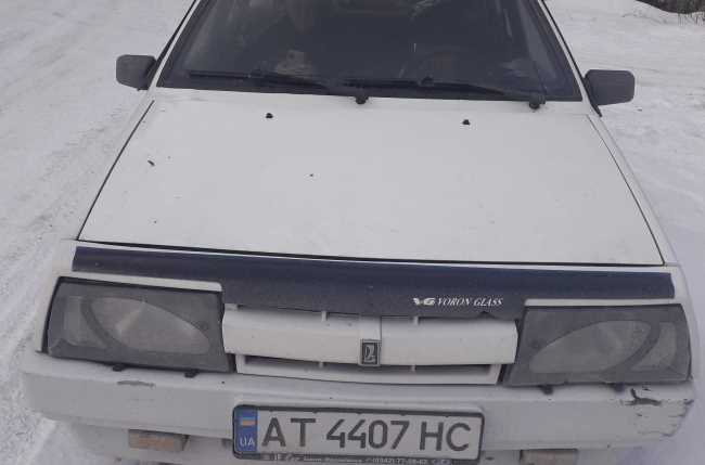 Продаж авто ВАЗ Lada 2109 1989 р. Бензин  ціна $ 750 у м. Верховина