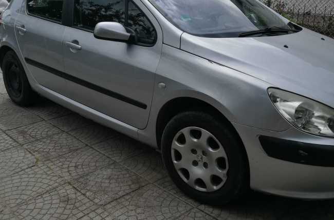 Продаж авто Peugeot 307 2003 р. Бензин  ціна $ 4300 у м. Городок