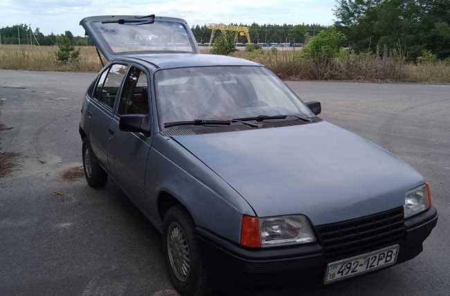 Продаж авто Opel Kadett 1985 р. Дизель  ціна $ 1000 у м. Малин