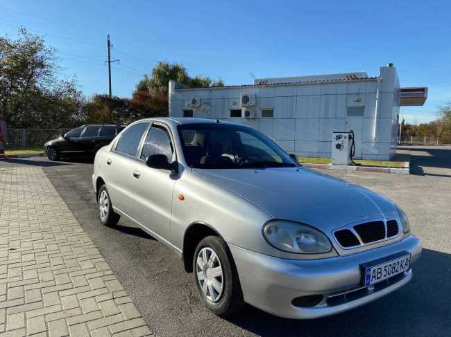 Продаж авто ЗАЗ Sens 2004 р. Газ/Бензин  ціна $ 2700 у м. Вінниця