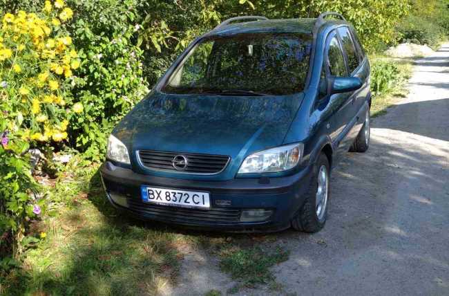 Продаж авто Opel Zafira 2001 р. Дизель  ціна $ 4200 у м. Красилів