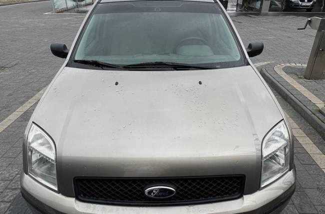 Продаж авто Ford Fusion 2004 р. Бензин  ціна $ 4500 у м. Самбір