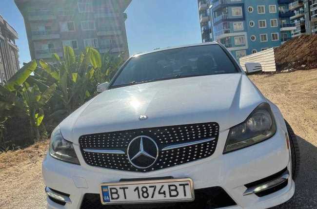 Продаж авто Mercedes-Benz C-Class 2012 р. Бензин  ціна $ 11000 у м. Глибока