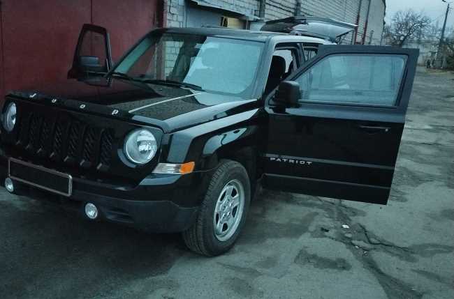 Продаж авто Jeep Patriot 2016 р. Бензин  ціна $ 10999 у м. Миколаїв
