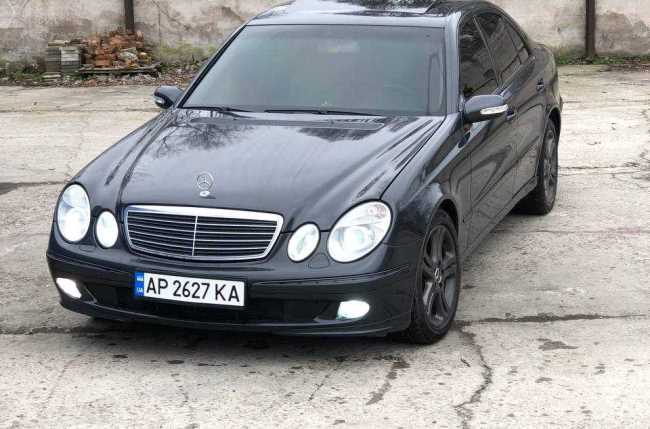 Mercedes-Benz E-Class