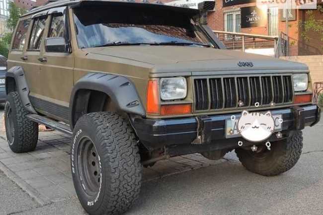 Продаж авто Jeep Cherokee 1994 р. Бензин  ціна $ 7500 у м. Шацьк