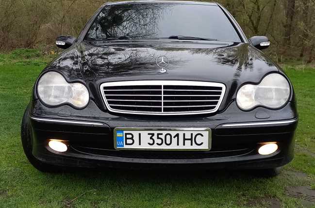 Продаж авто Mercedes-Benz C-Class 2001 р. Газ/Бензин  ціна $ 5200 у м. Лохвиця