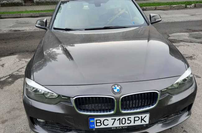 Продаж авто BMW 3 Series 2014 р. Бензин  ціна $ 17900 у м. Львів