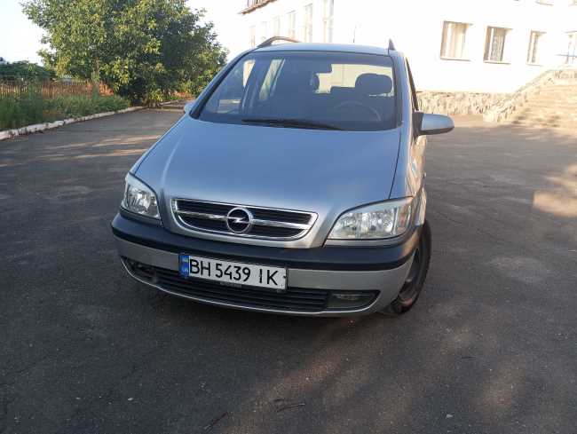 Opel Zafira