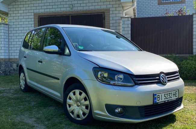 Продаж авто Volkswagen Touran 2014 р. Дизель  ціна $ 11900 у м. Кременчук