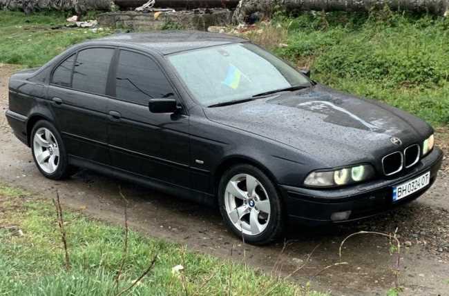 Продаж авто BMW 5 Series 1996 р. Газ/Бензин  ціна $ 3700 у м. Одеса