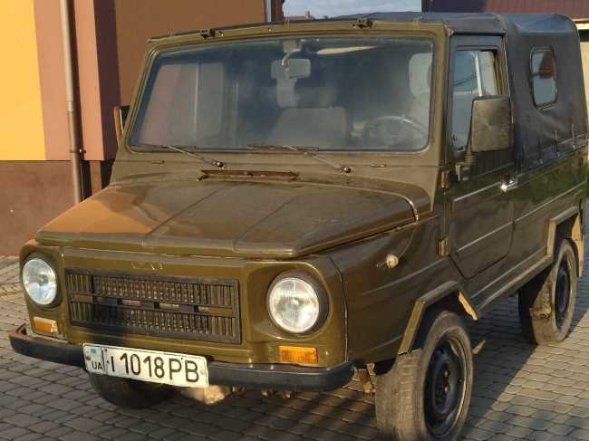 Продаж авто ЛуАЗ 969 1993 р. Бензин  ціна $ 1300 у м. Костопіль