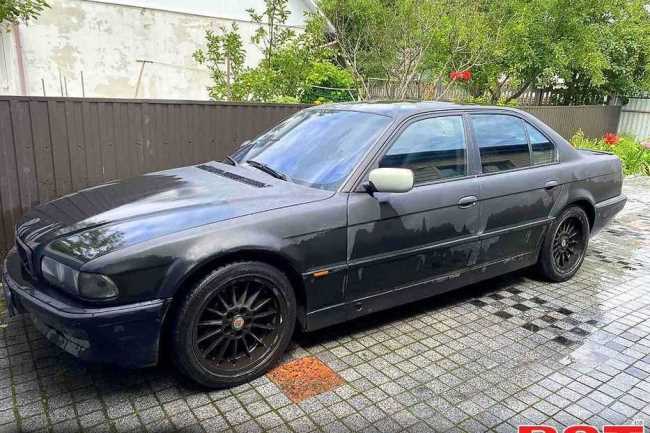 Продаж авто BMW 7 Series 1995 р. Газ/Бензин  ціна $ 3200 у м. Овруч
