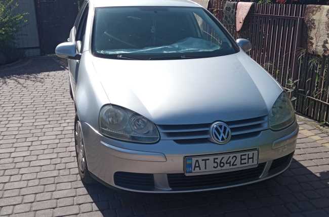 Продаж авто Volkswagen Golf 2004 р. Бензин  ціна $ 4500 у м. Івано-Франківськ