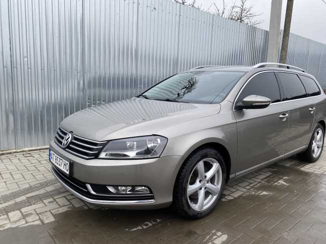 Продаж авто Volkswagen Passat 2012 р. Дизель  ціна $ 11499 у м. Коломия