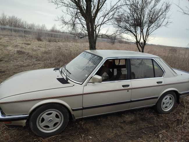 Продаж авто BMW 5 Series 1985 р. Газ/Бензин  ціна $ 2000 у м. Запоріжжя