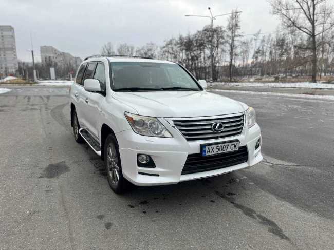 Продаж авто Lexus LX 2012 р. Бензин  ціна $ 36500 у м. Харків